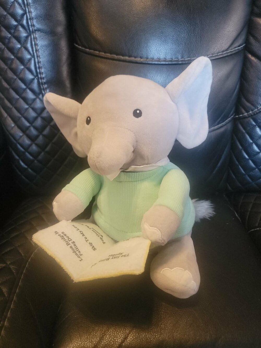 Cuddle Barn Sing Along Sydney Animated Elephant Plush 5 Nursery Rhymes